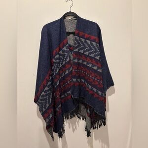 Gorgeous reversible shawl / poncho made in Turkey